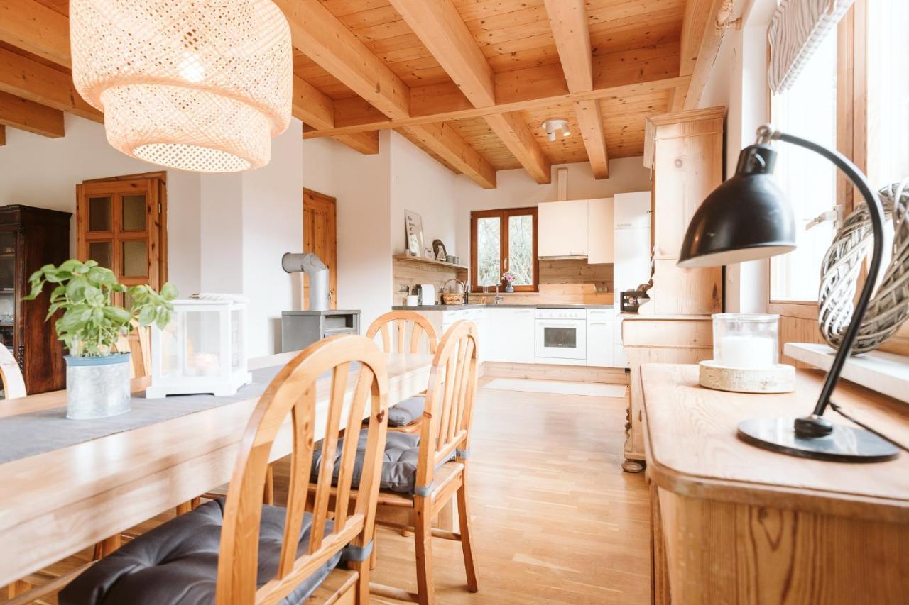 Mirnockahoi - Familienfreundliches Ferienhaus Fuer 4 Erwachsene, Maritimes Bergerlebnis, Panoramablick Von Terrasse Und Balkon, Carinthia, Millstaettersee Ferndorf Exterior foto